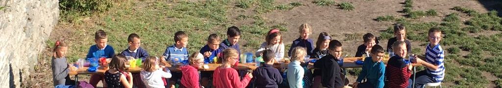 La cantine s’est installée dans le jardin !